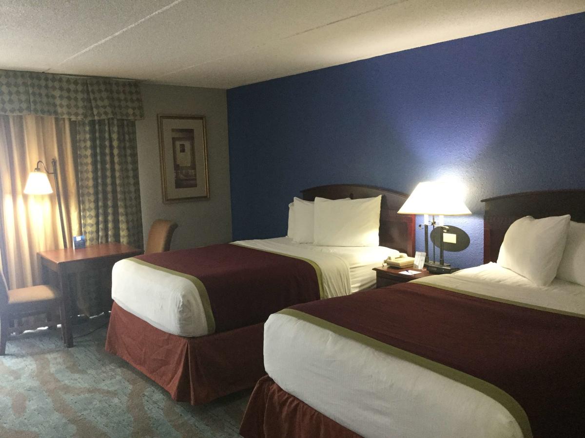 Baymont By Wyndham Michigan City - thumb 24
