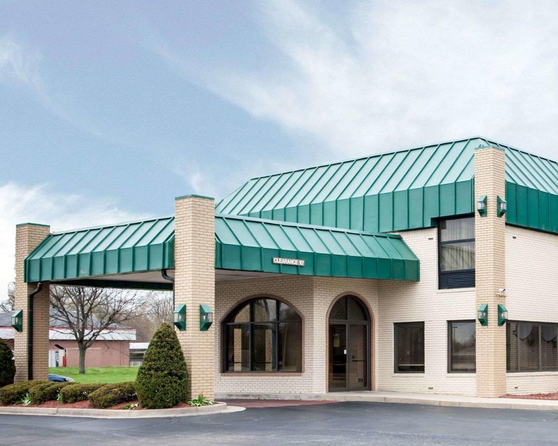 Quality Inn And Suites Indianapolis - thumb 27