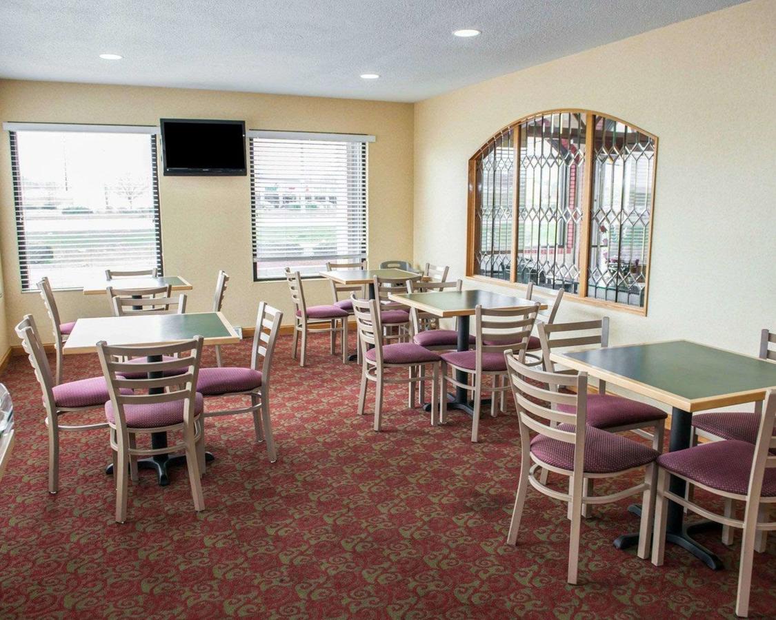 Quality Inn And Suites Indianapolis - thumb 19