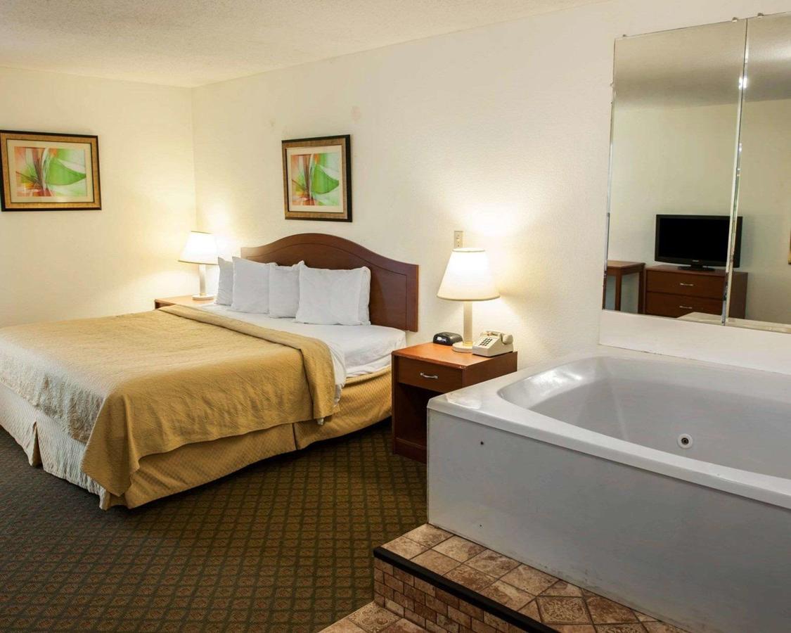 Quality Inn And Suites Indianapolis - thumb 31