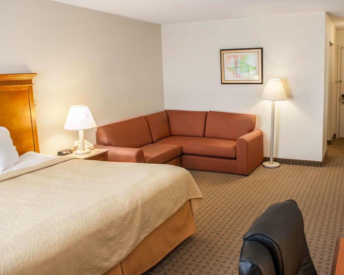 Quality Inn And Suites Indianapolis - thumb 33