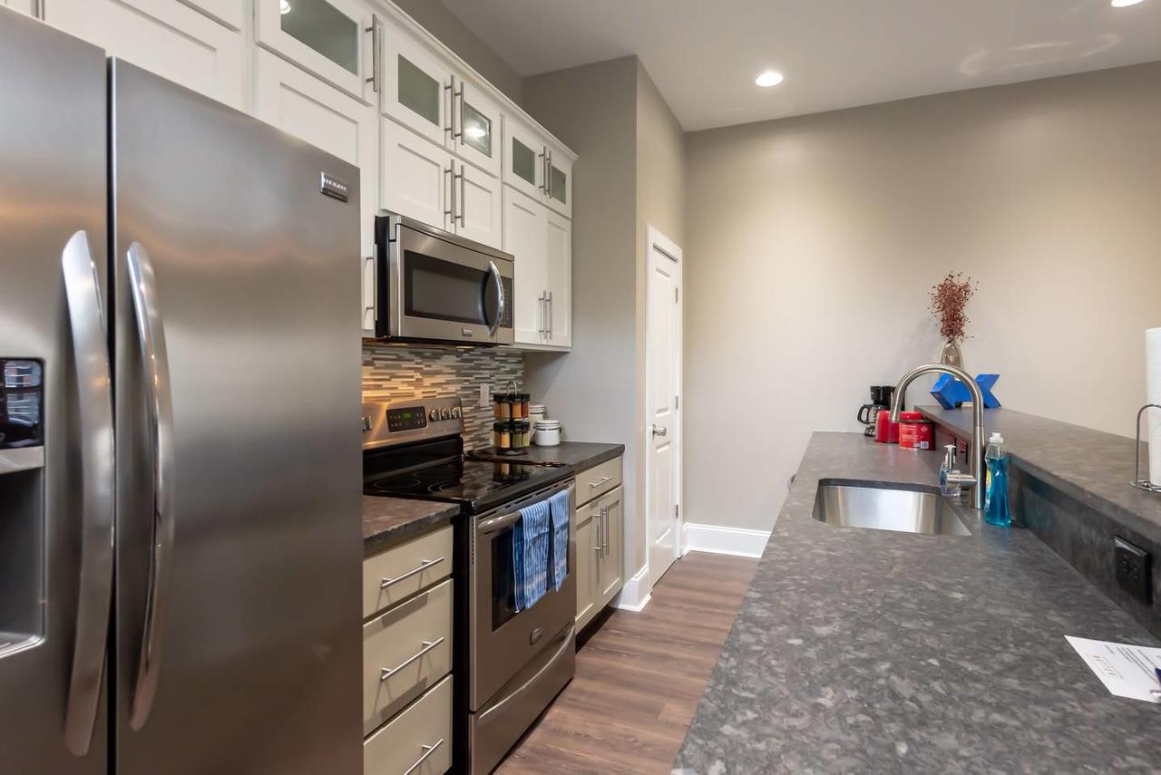 4 Bed 4 Bath Home In Indianapolis - thumb 43