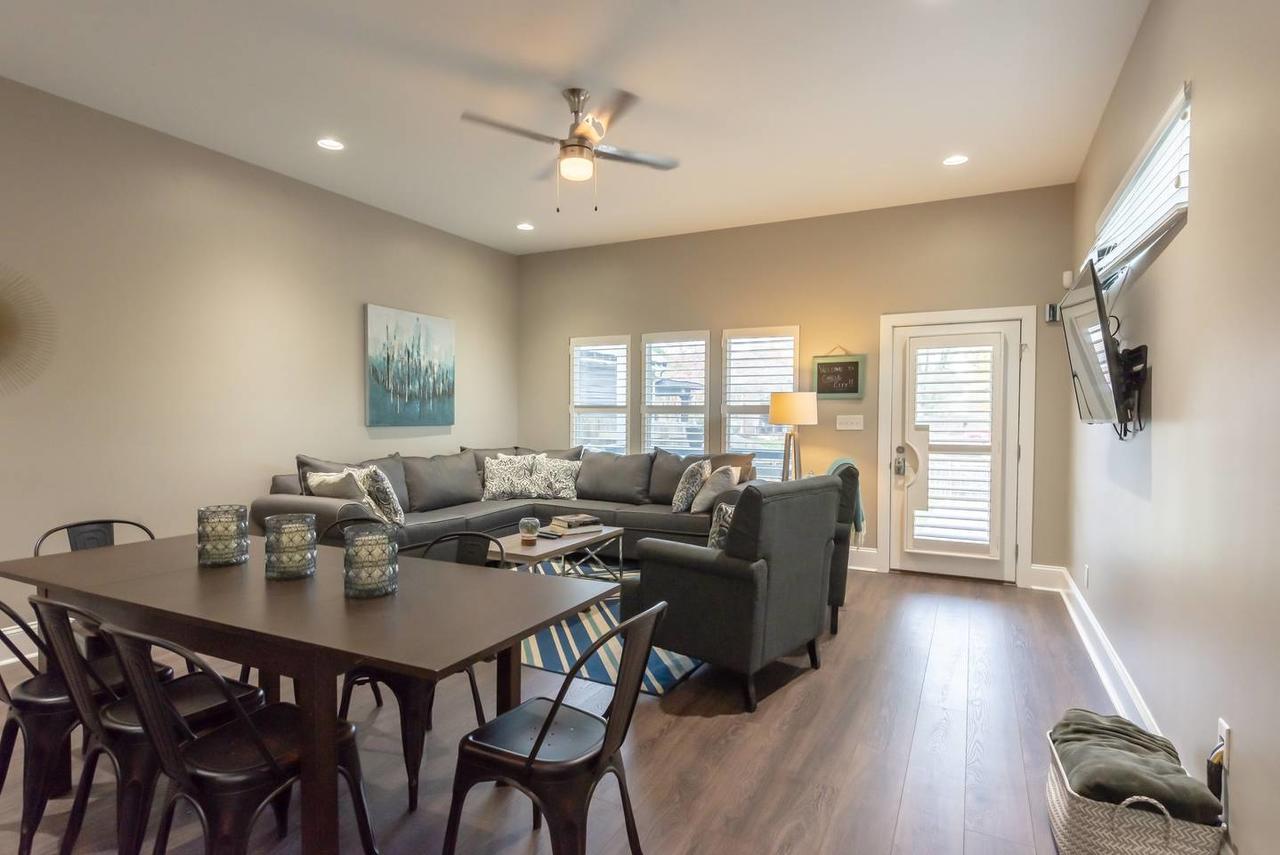 4 Bed 4 Bath Home In Indianapolis - thumb 12