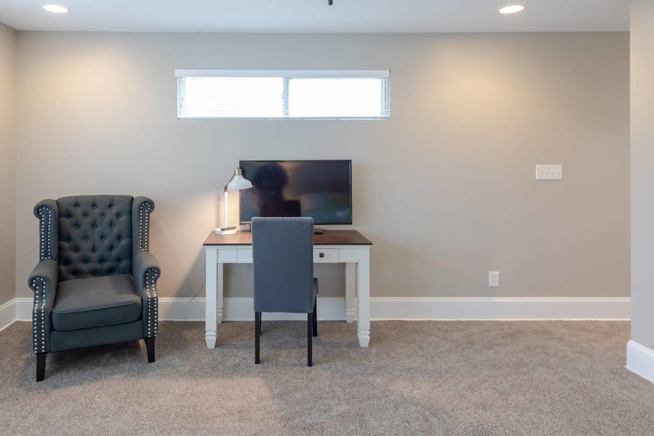 4 Bed 4 Bath Home In Indianapolis - thumb 26