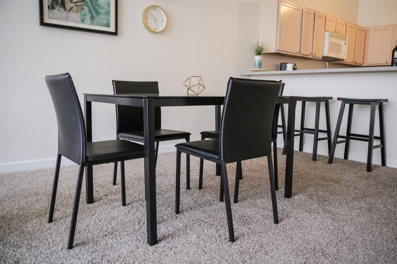 RENOVATED 2BR APT IN HISTORIC DEPARTMENT STORE - thumb 2