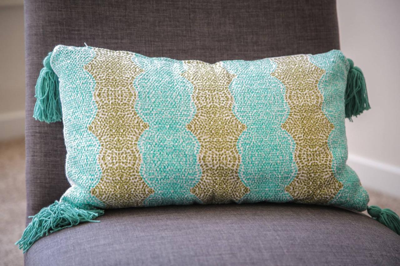 RENOVATED 2BR APT IN HISTORIC DEPARTMENT STORE - thumb 13