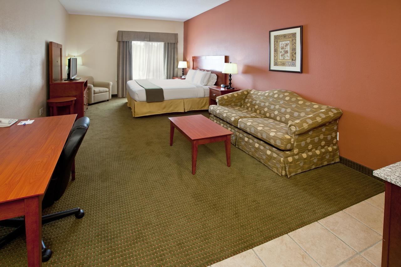 Holiday Inn Express Hotel & Suites Bedford - thumb 5
