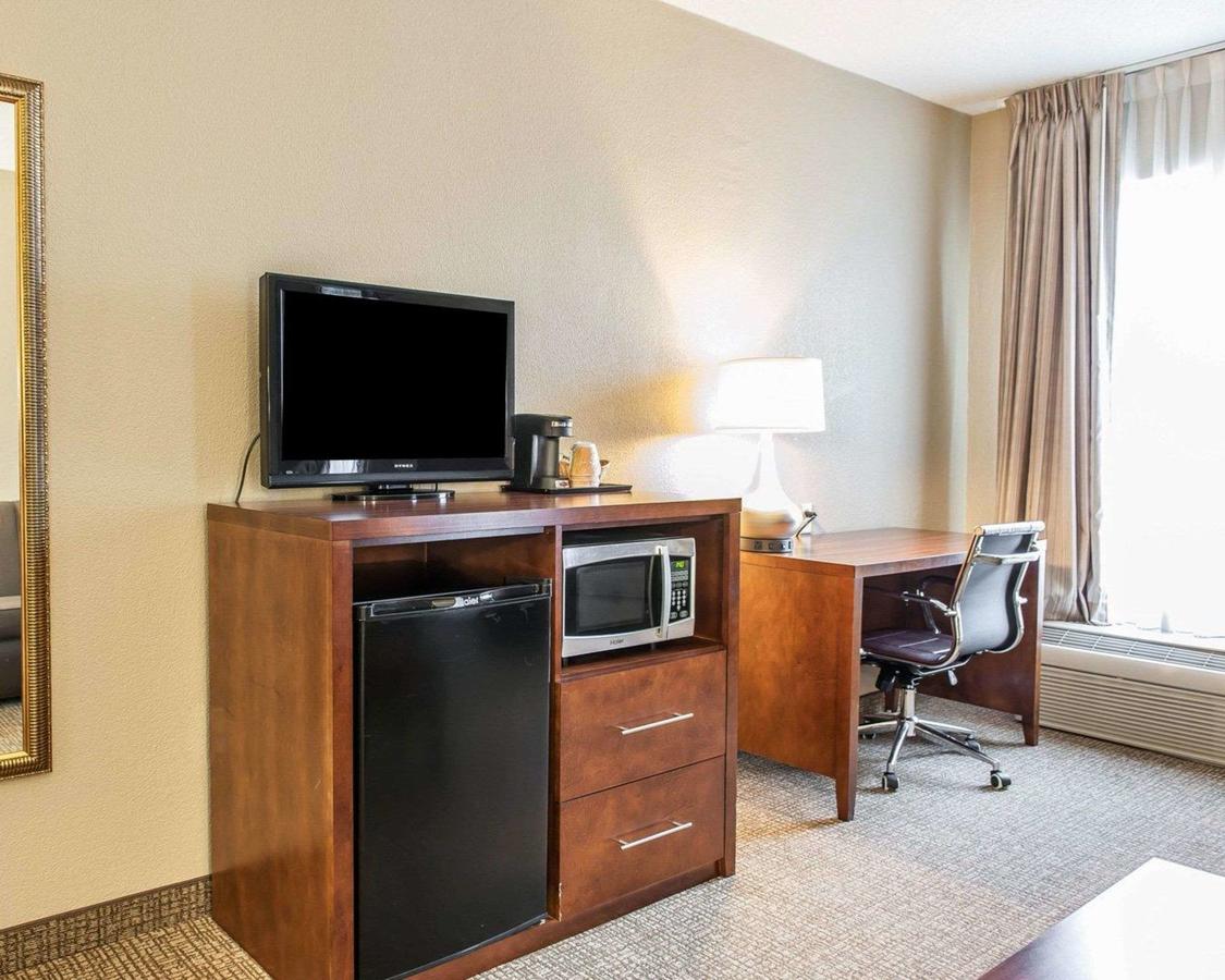 Comfort Inn Madison - thumb 5