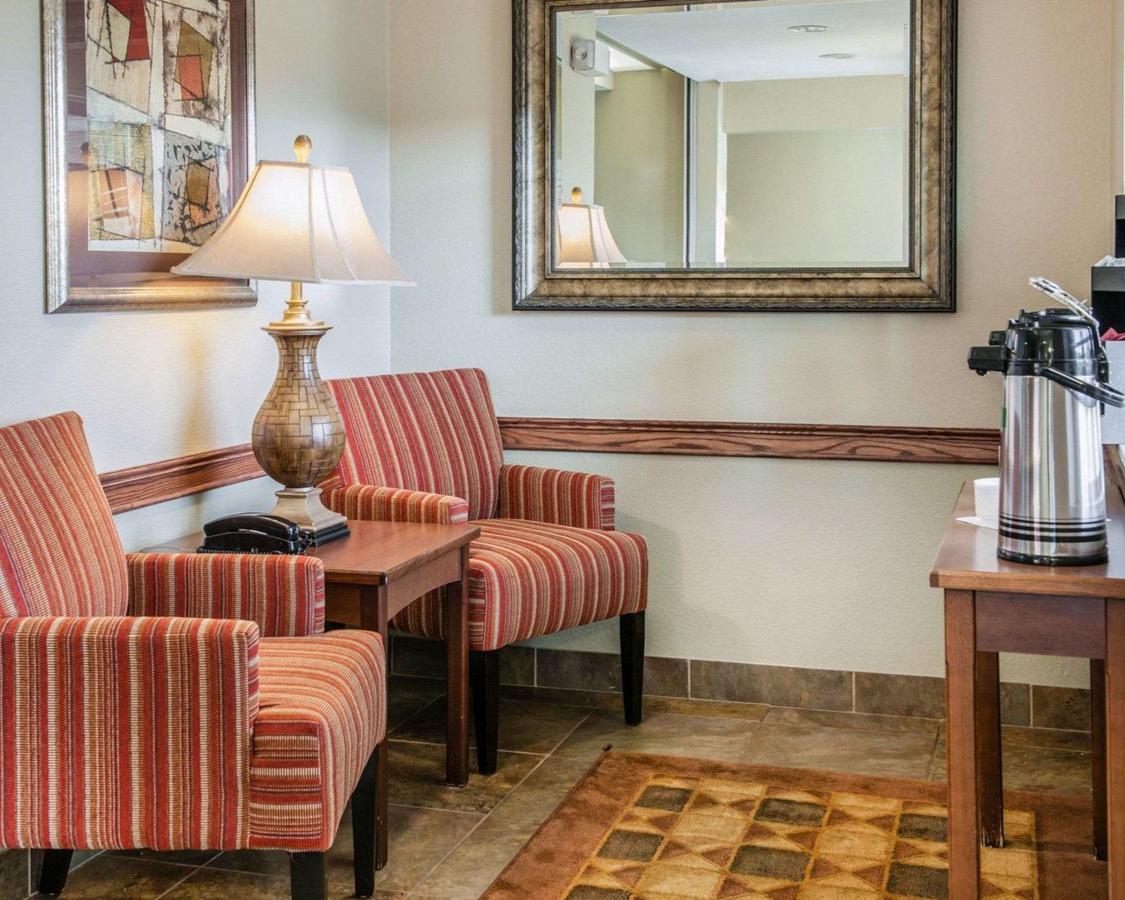 Suburban Extended Stay Northeast - thumb 6