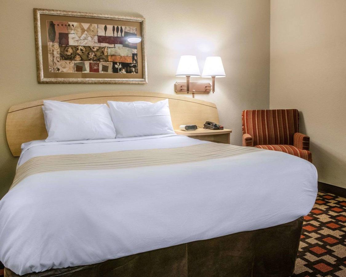 Suburban Extended Stay Northeast - thumb 2