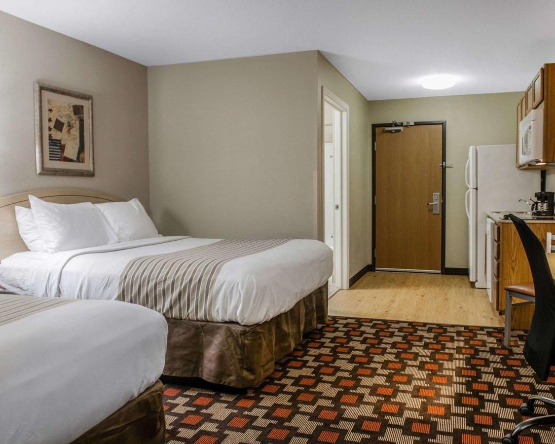Suburban Extended Stay Northeast - thumb 8