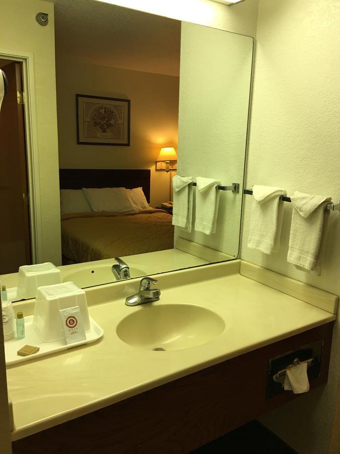 Arlington Inn And Suites - thumb 12