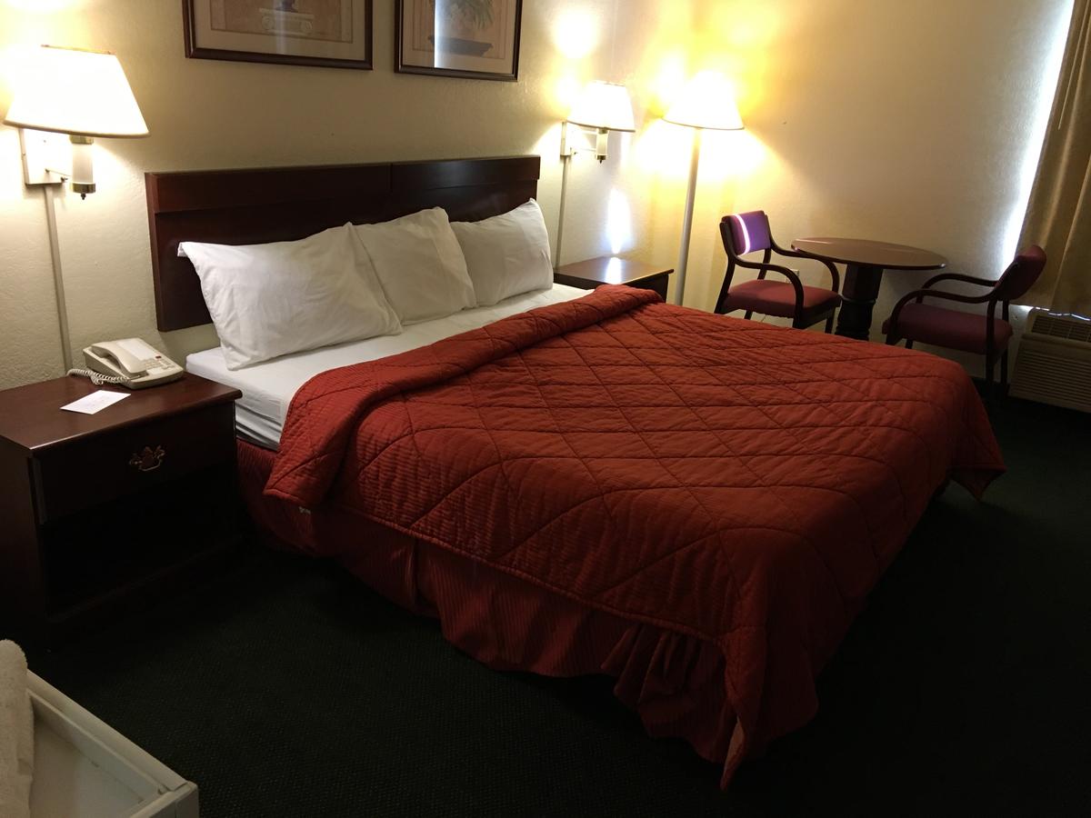 Arlington Inn And Suites - thumb 19