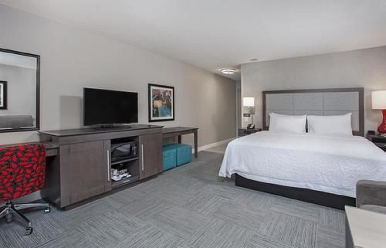 Hampton Inn Vincennes - thumb 21
