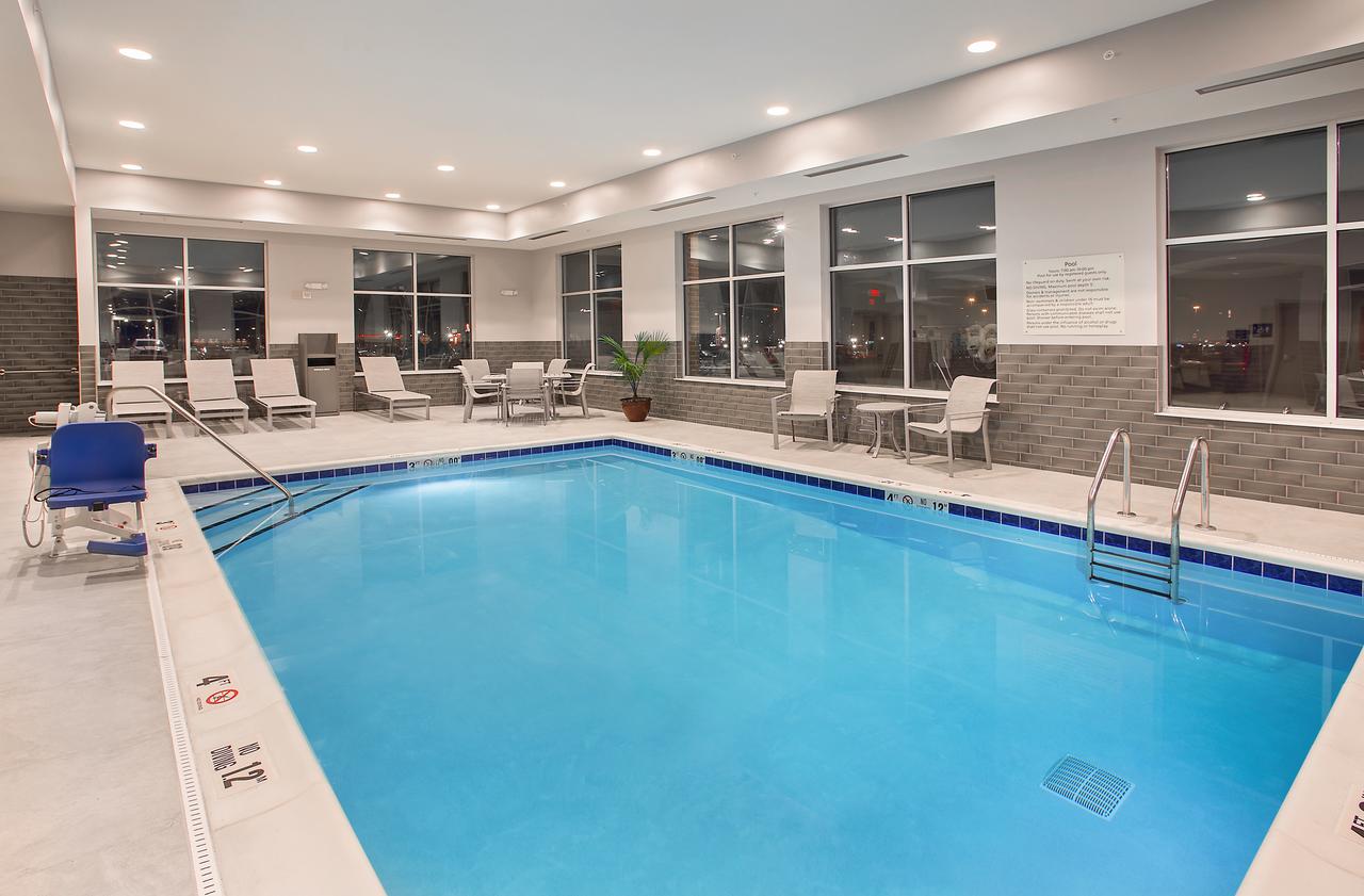 Hampton Inn Vincennes - thumb 14