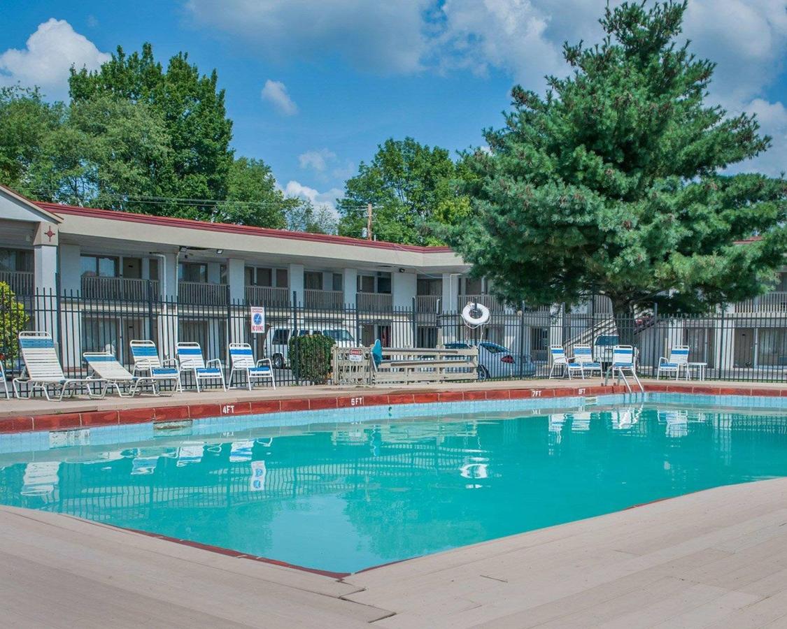 Econo Lodge Evansville - thumb 28
