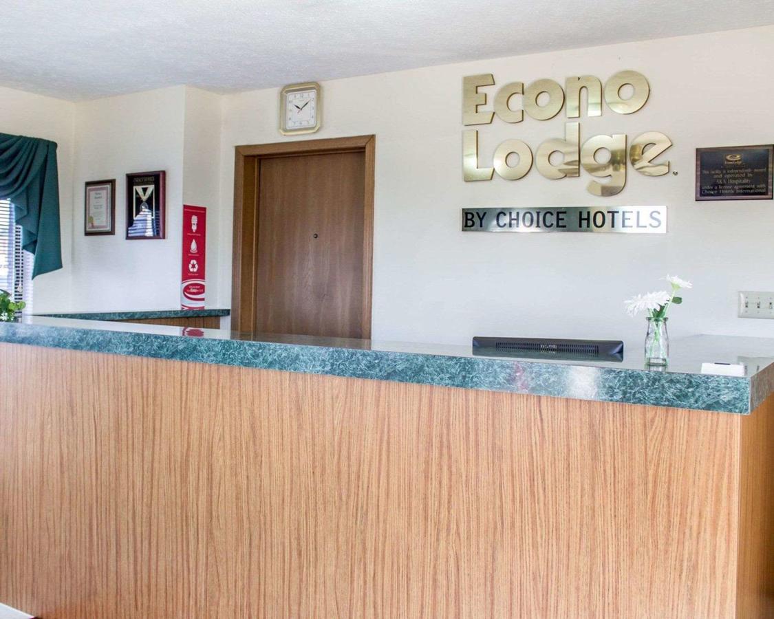 Econo Lodge Elkhart - thumb 9