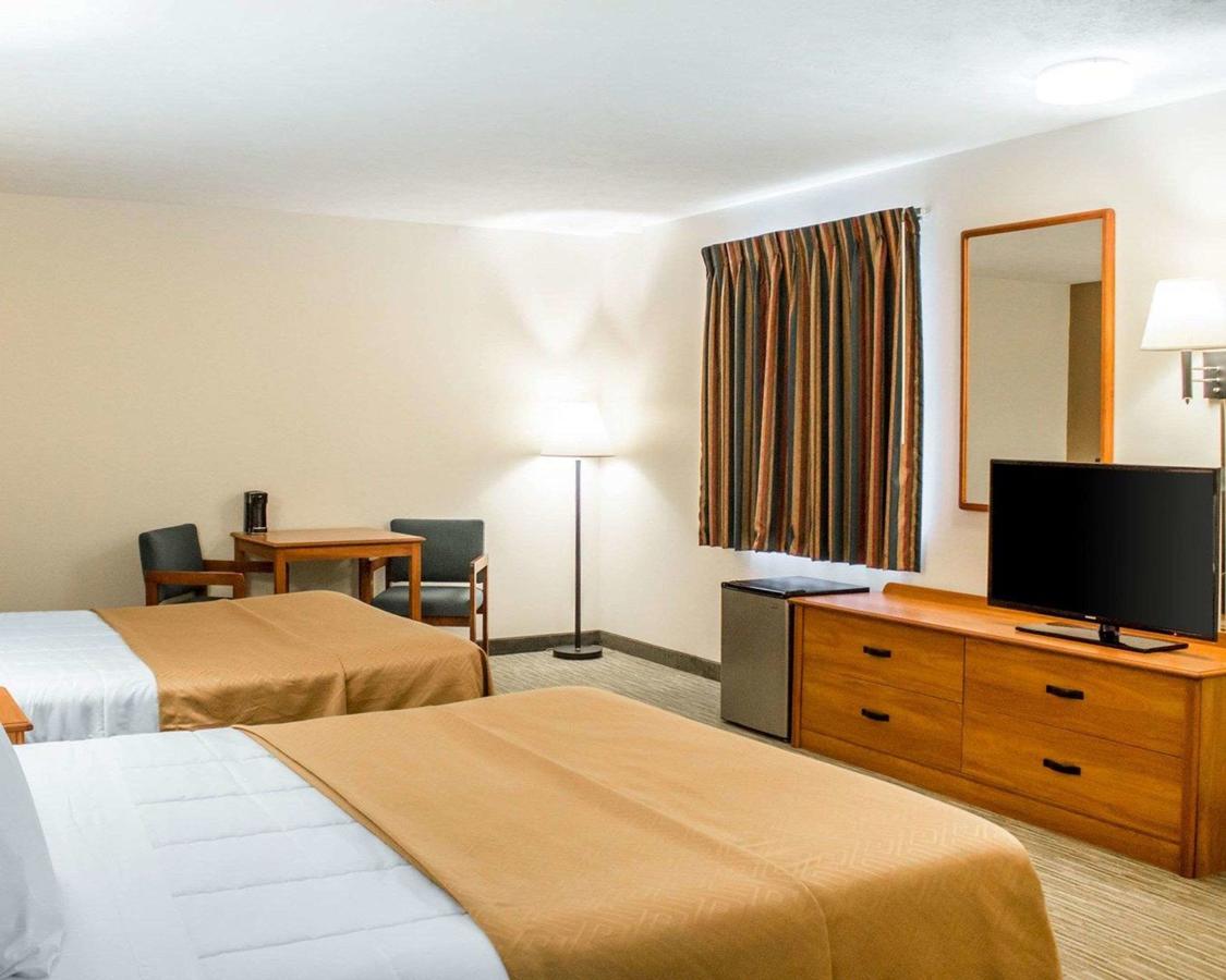 Econo Lodge Elkhart - thumb 22