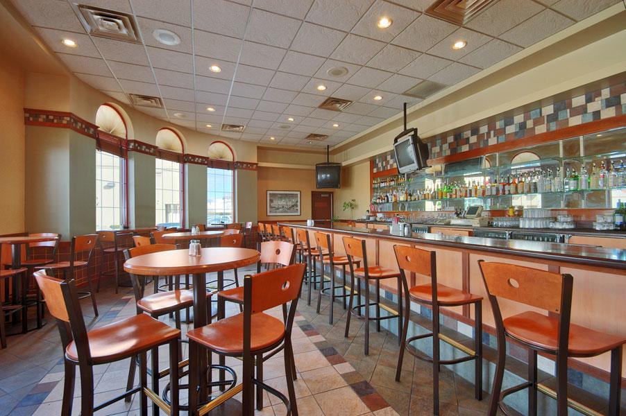 Ramada By Wyndham Hammond Hotel & Conference Center - thumb 1