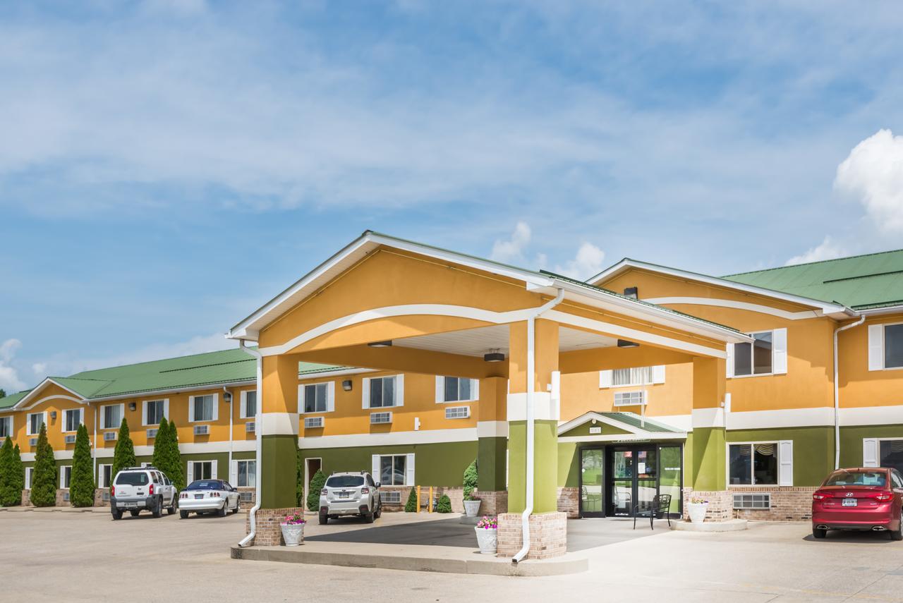 Super 8 By Wyndham Bedford - thumb 1