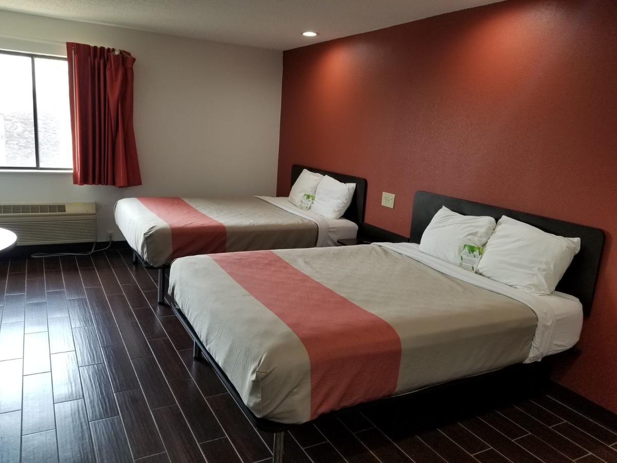 Motel 6 Franklin - thumb 7