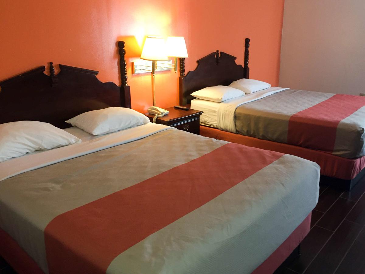 Motel 6 Franklin - thumb 14