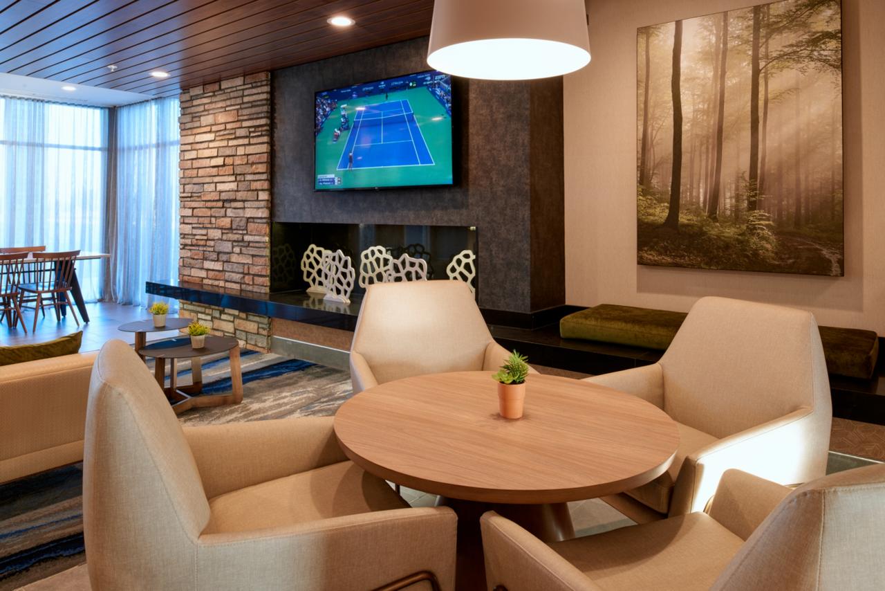 Fairfield Inn & Suites By Marriott Columbus, IN - thumb 8