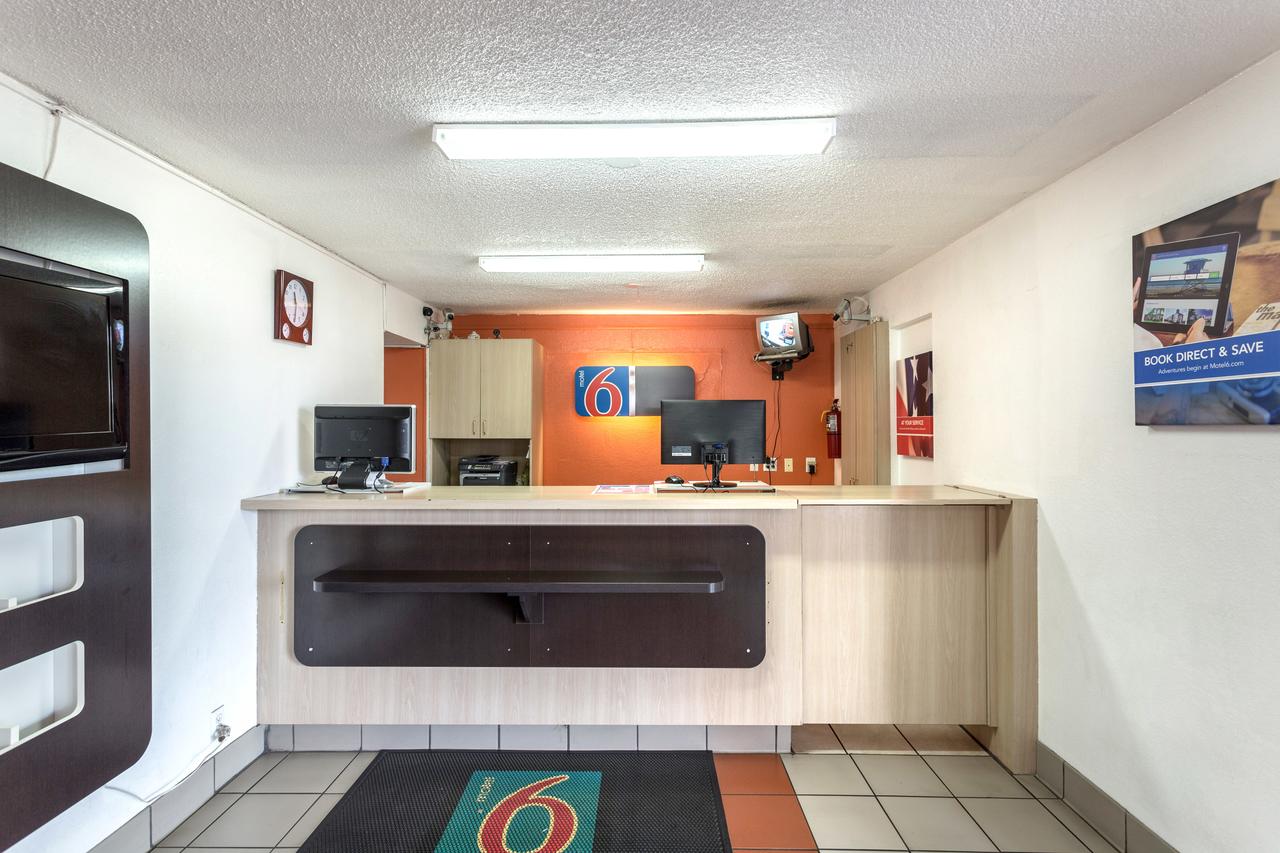 Motel 6 Evansville - thumb 15