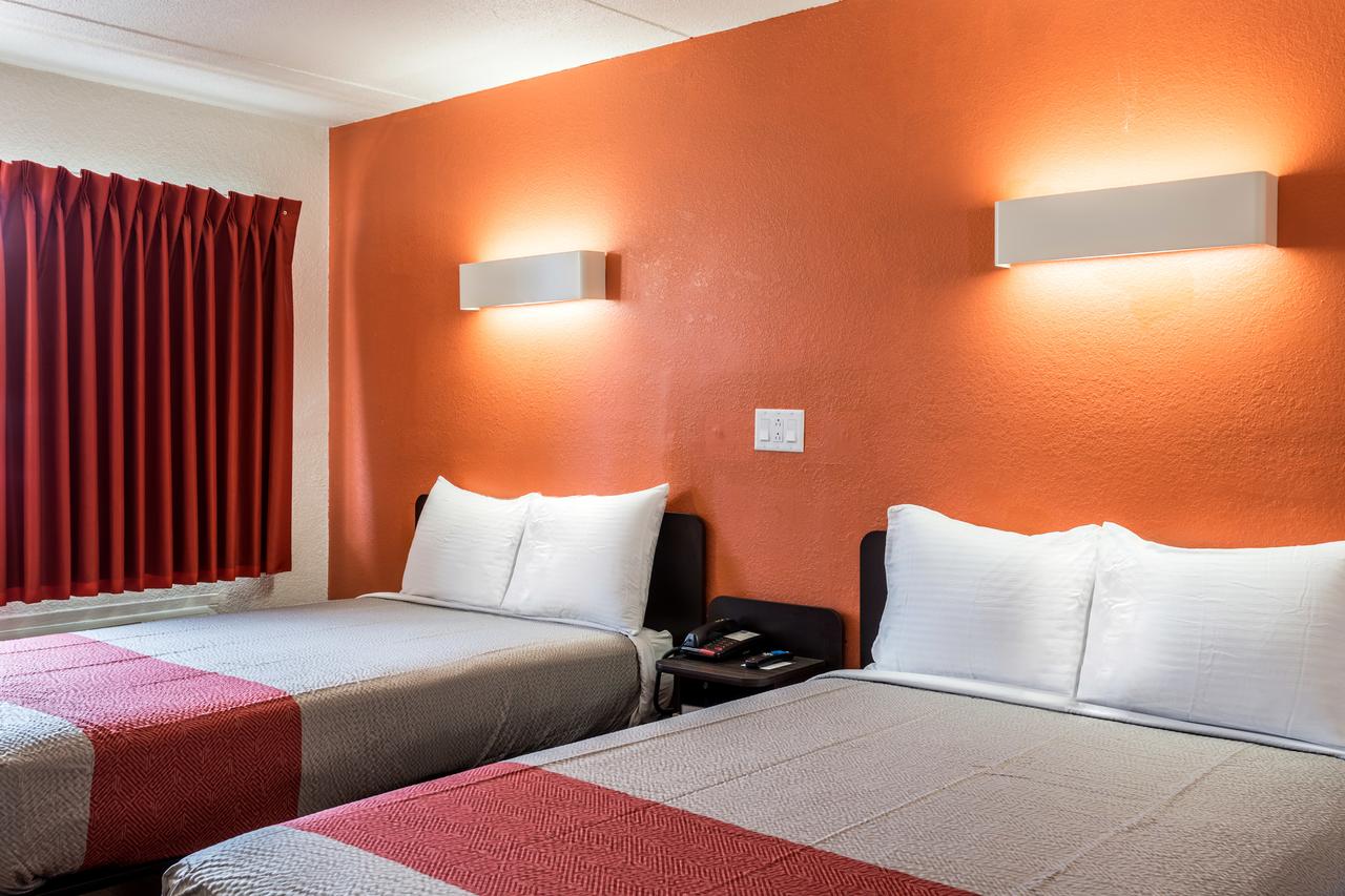 Motel 6 Evansville - thumb 26