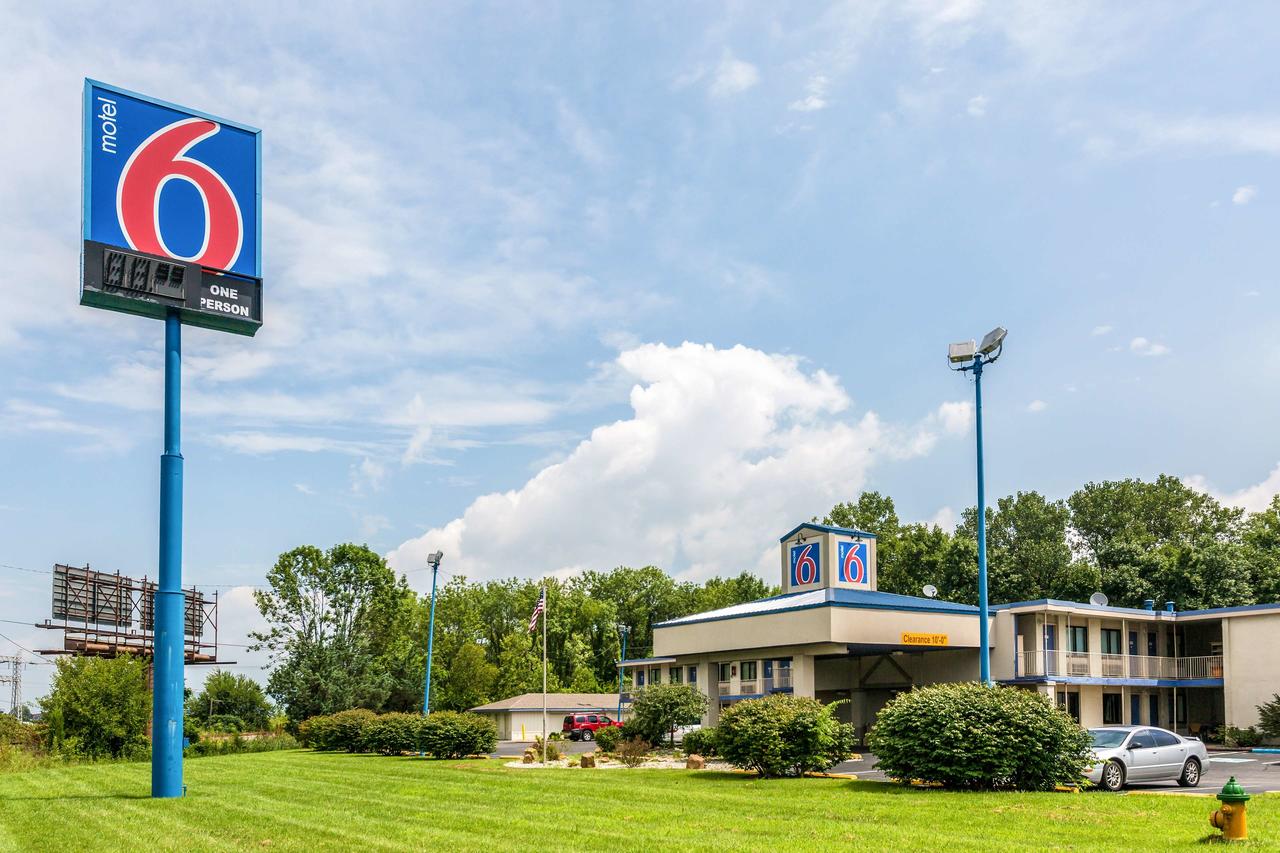 Motel 6 Evansville - thumb 38