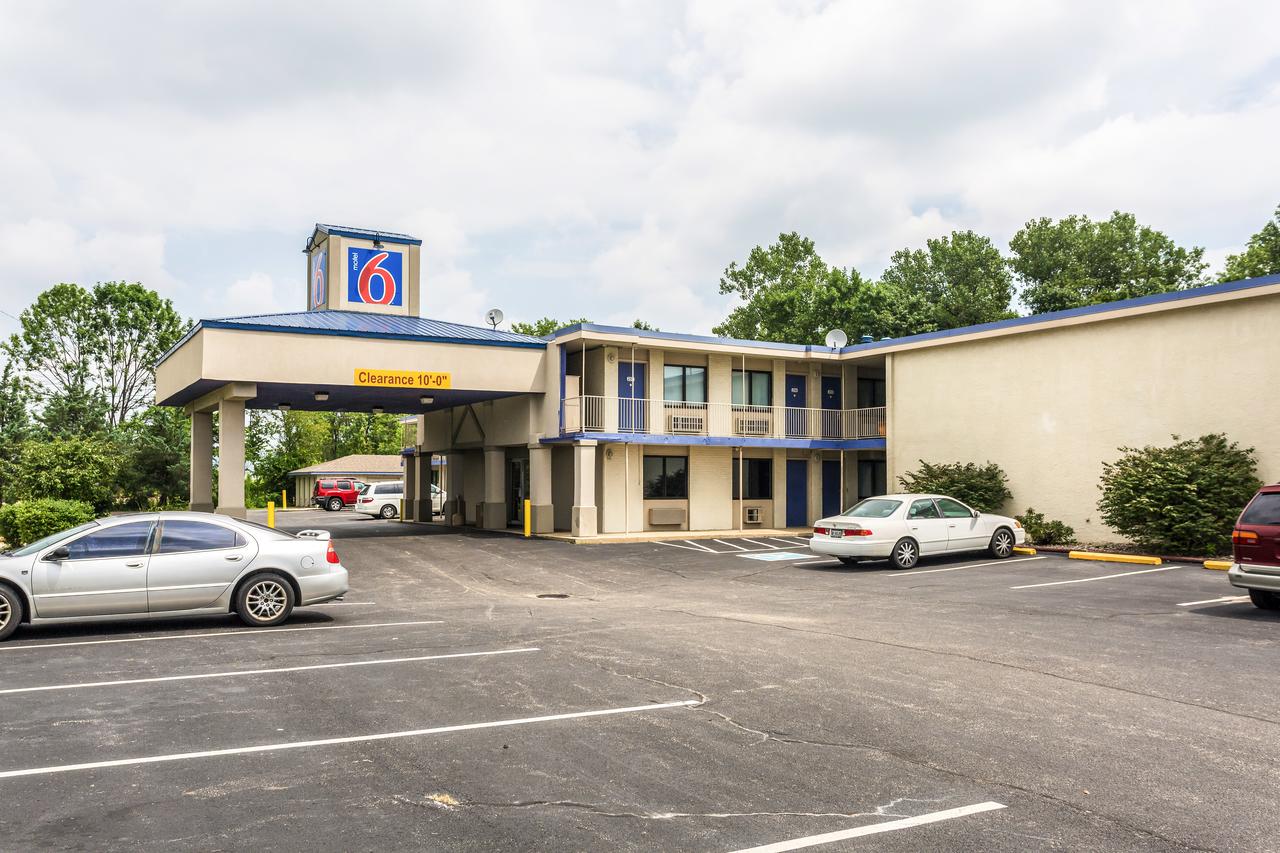 Motel 6 Evansville - thumb 2