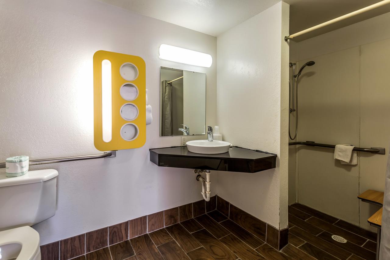 Motel 6 Evansville - thumb 30