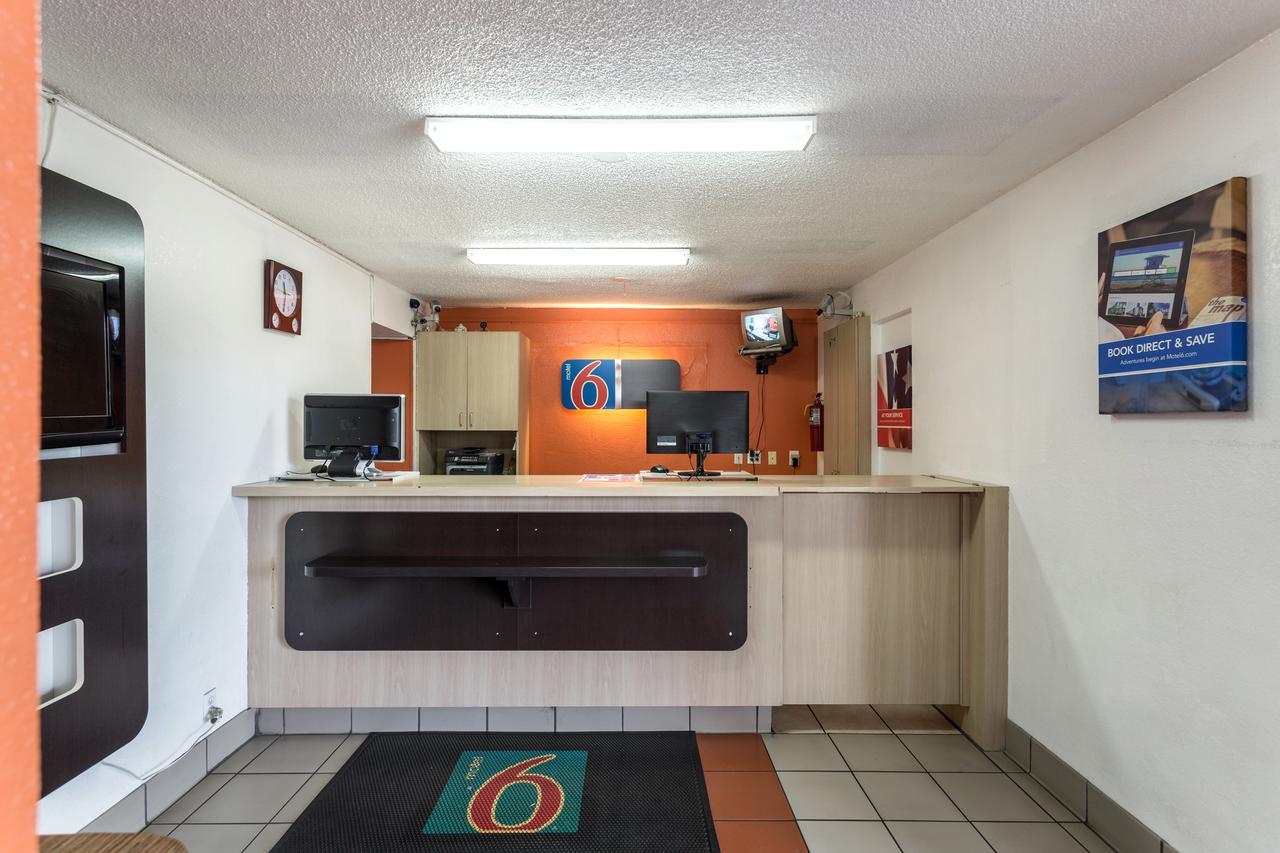 Motel 6 Evansville - thumb 14