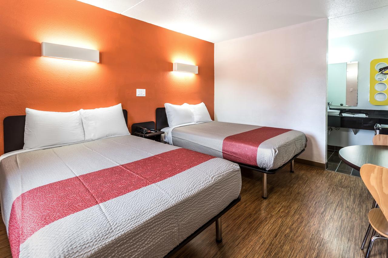 Motel 6 Evansville - thumb 23