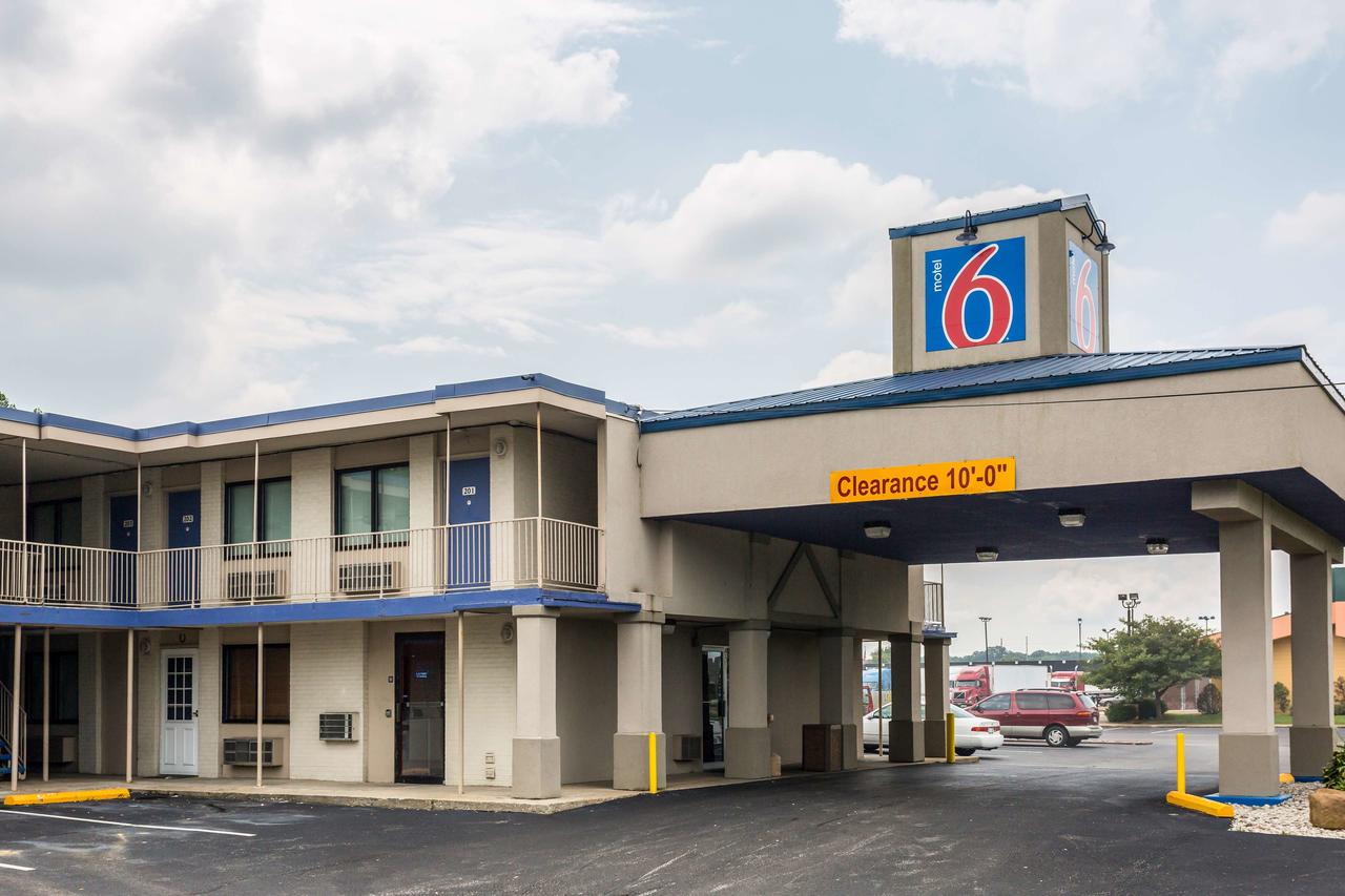 Motel 6 Evansville - thumb 42