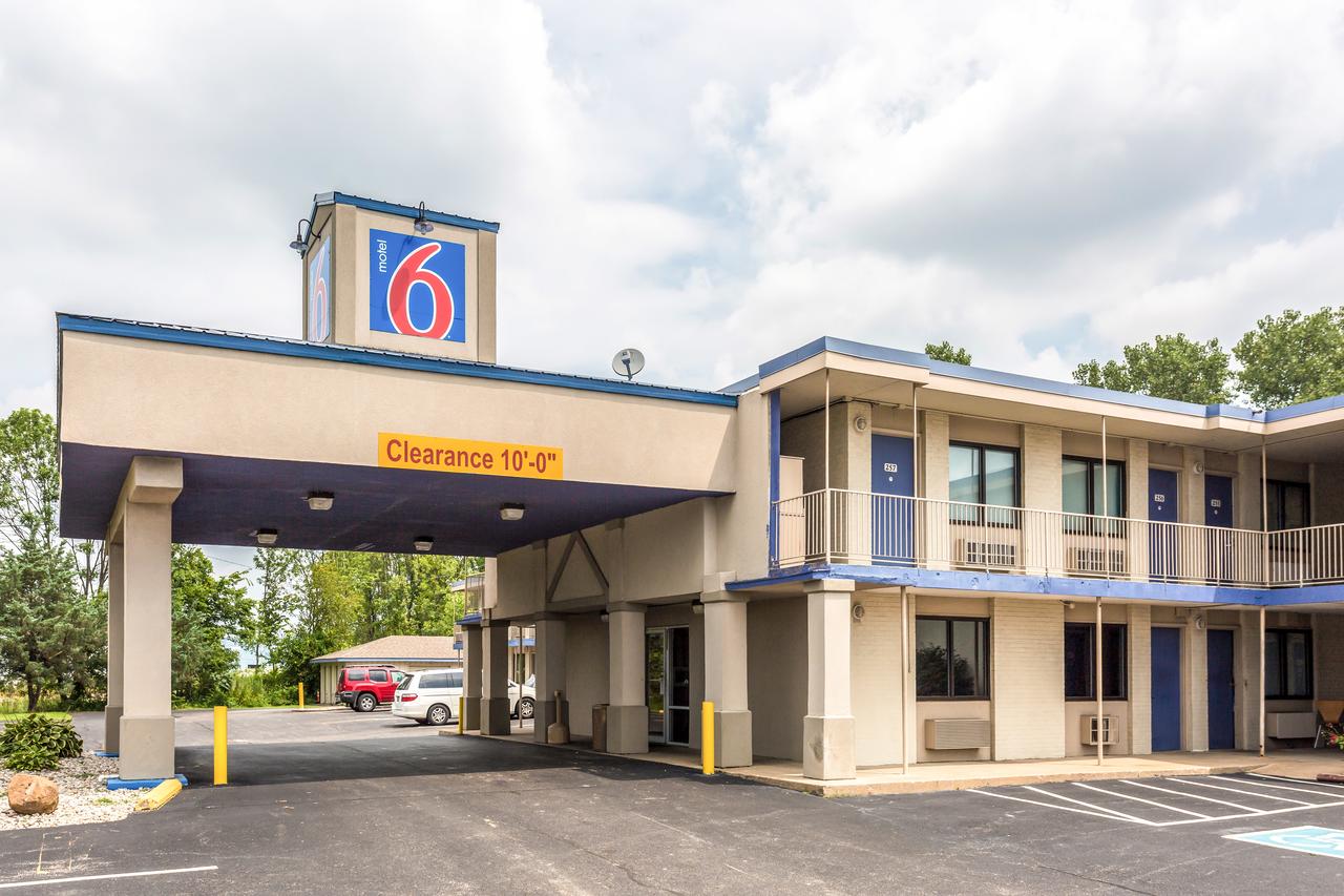 Motel 6 Evansville - thumb 10