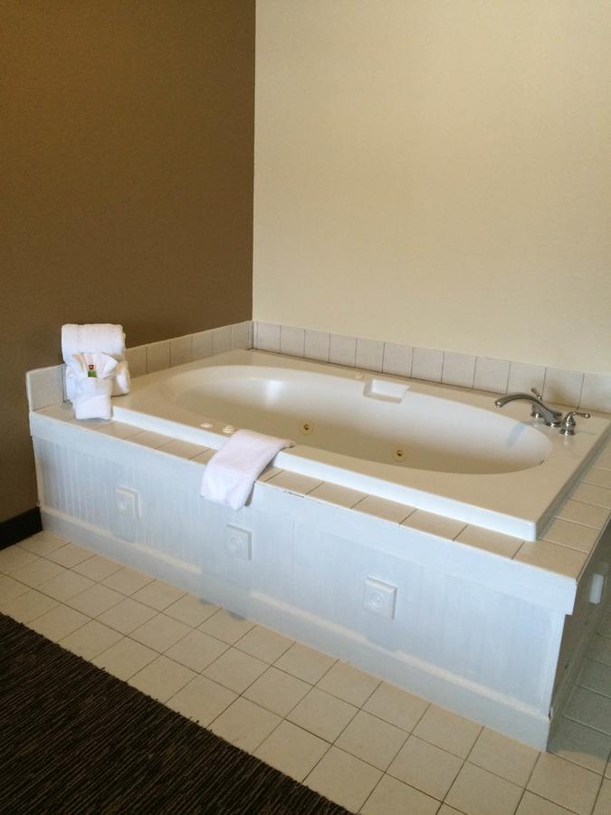 Baymont By Wyndham Lawrenceburg - thumb 27