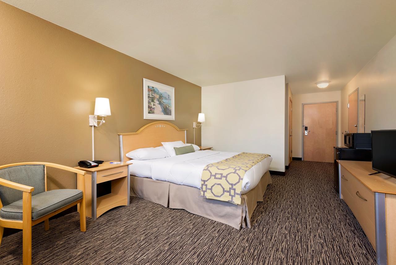 Baymont By Wyndham Lawrenceburg - thumb 12