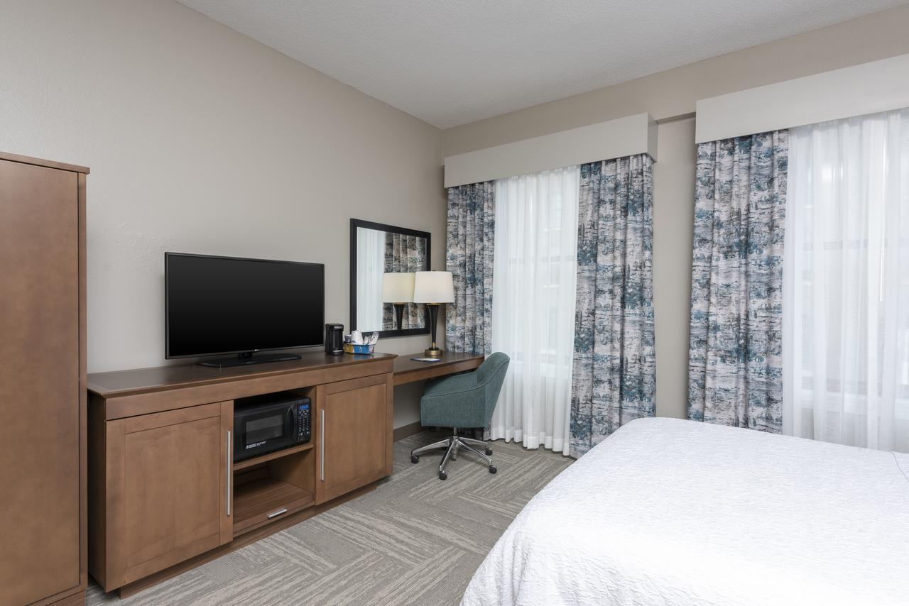 Hampton Inn Indianapolis Downtown Across From Circle Centre - thumb 2