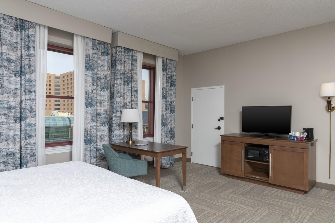 Hampton Inn Indianapolis Downtown Across From Circle Centre - thumb 12