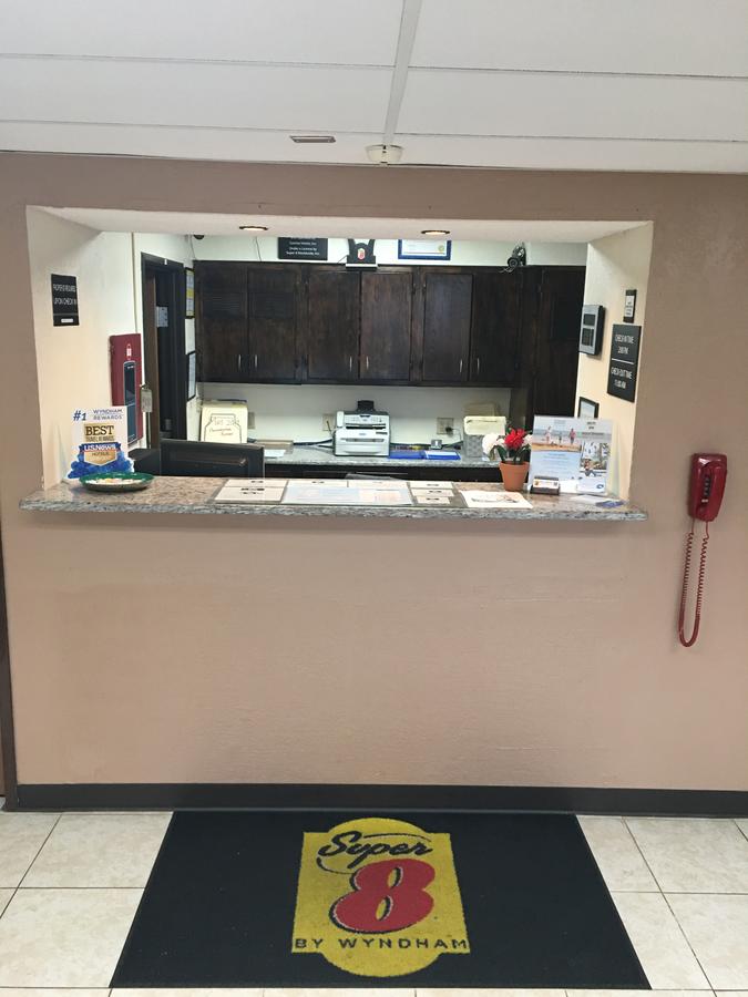 Super 8 By Wyndham Merrillville - thumb 4