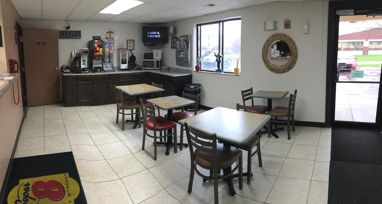 Super 8 By Wyndham Merrillville - thumb 2
