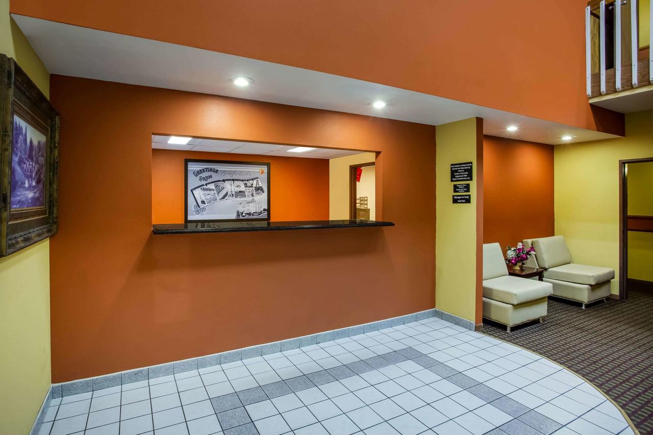 Super 8 By Wyndham Crawfordsville - thumb 0