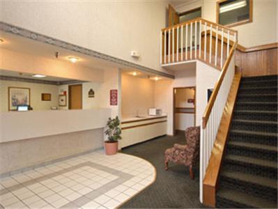 Super 8 By Wyndham Crawfordsville - thumb 4