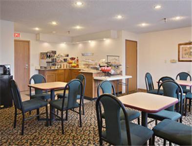 Super 8 By Wyndham Crawfordsville - thumb 3
