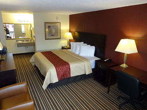 Red Roof Inn Indianapolis - Castleton