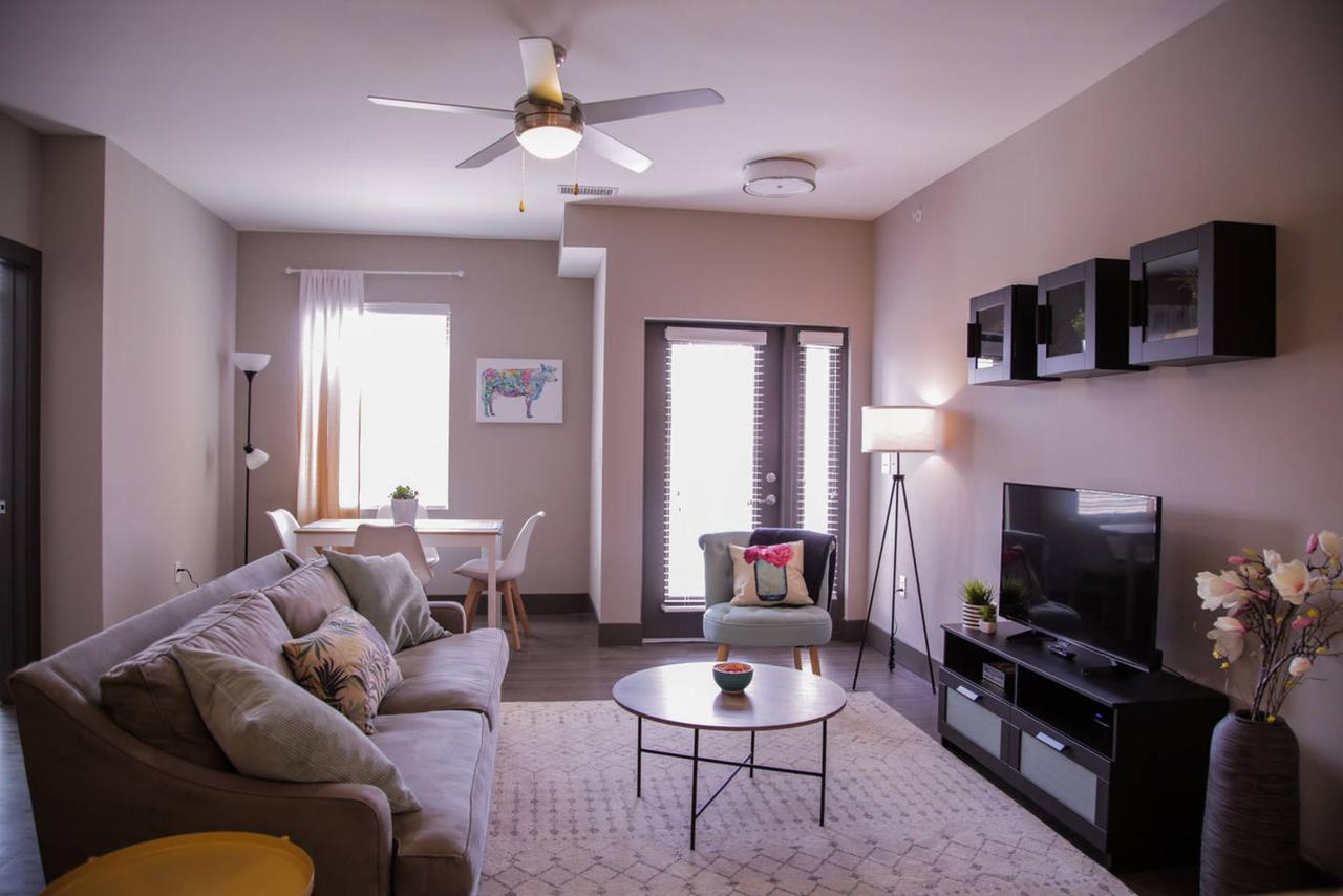 LOCKERBIE SQUARE 2BR APT - NEAR MASS AVE - thumb 34
