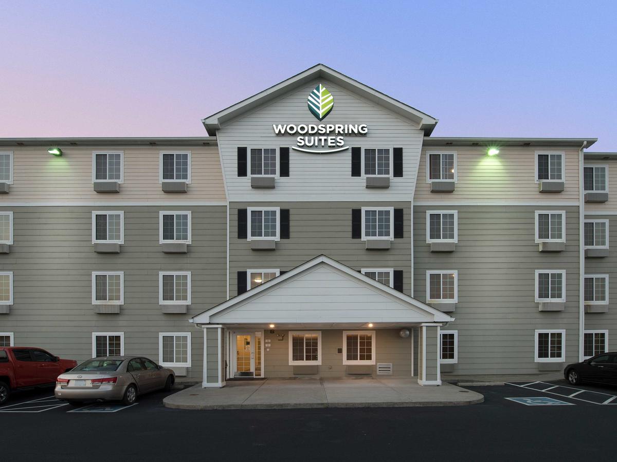 WoodSpring Suites Evansville - thumb 2