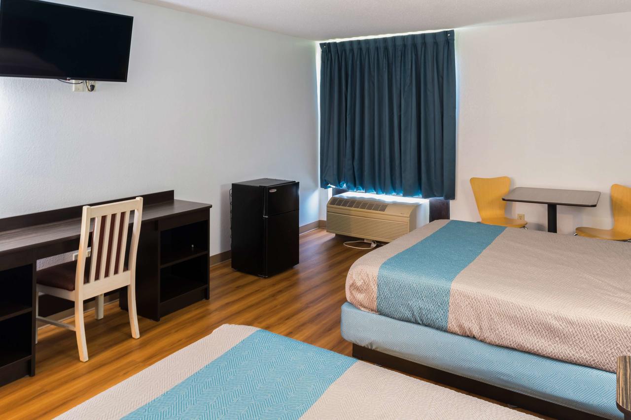 Motel 6 Richmond IN - thumb 24