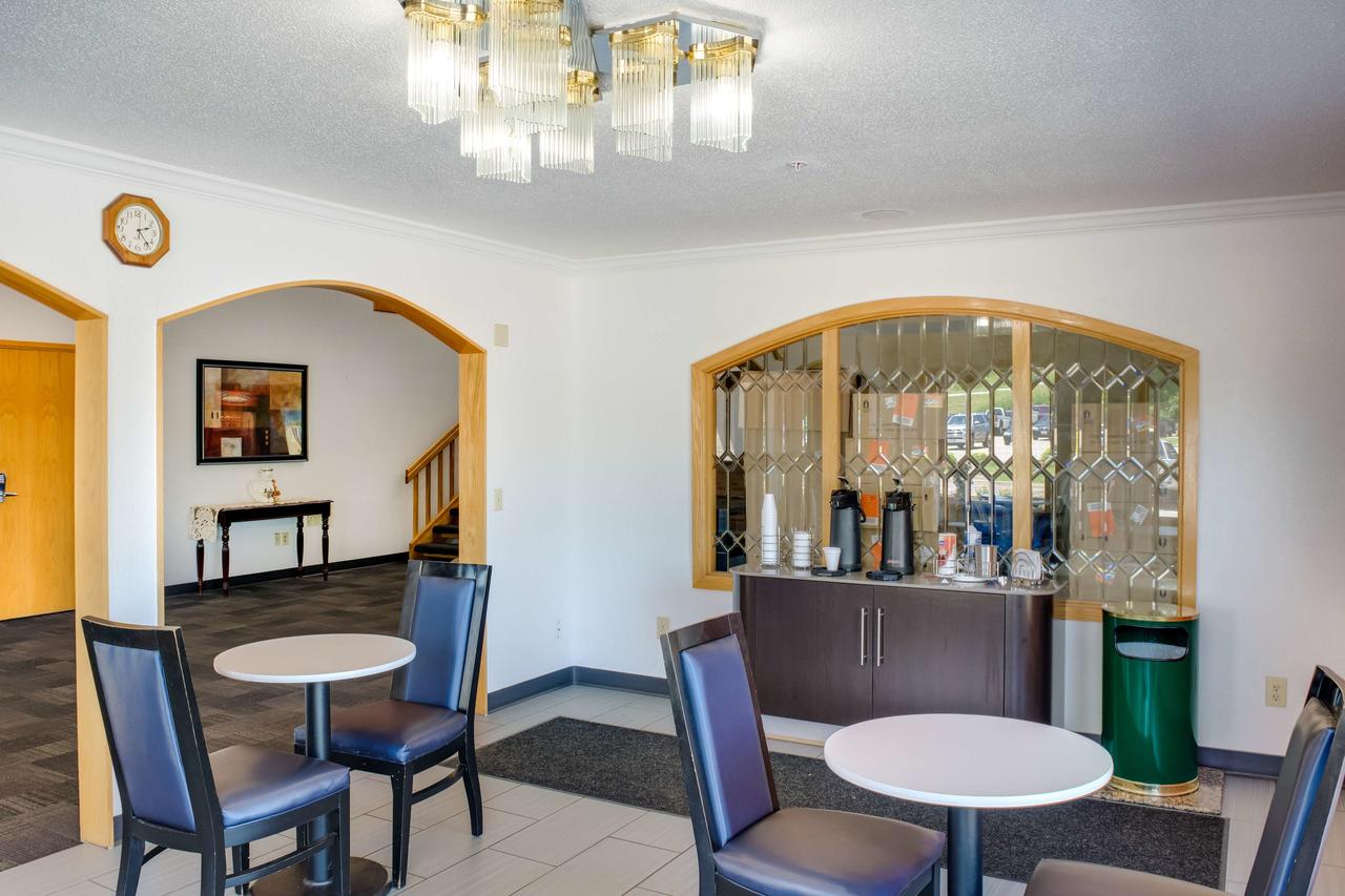 Motel 6 Richmond IN - thumb 13
